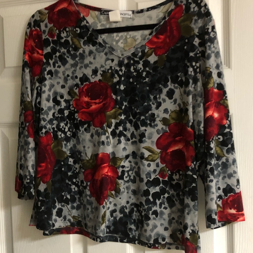V-neck Shirt XL